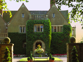 Mallory Court